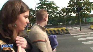 Пикаперы развели на тройничок первую встречную и отодрали на стройке в жопу