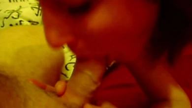 Беременная жена шикарно отсосала хуй мужа и получила порцию спермы себе на лицо