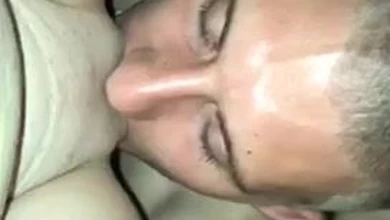 Мой муж очень любит лизать киску